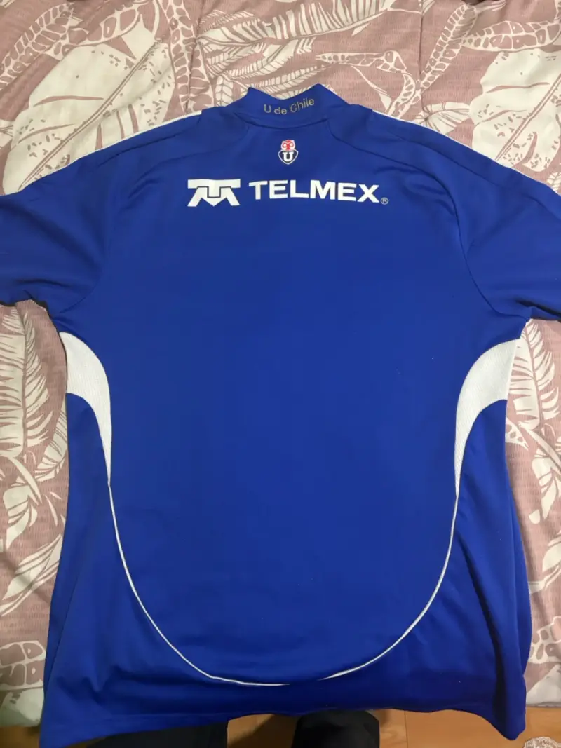Camiseta U de Chile año 2009 talla M - 2