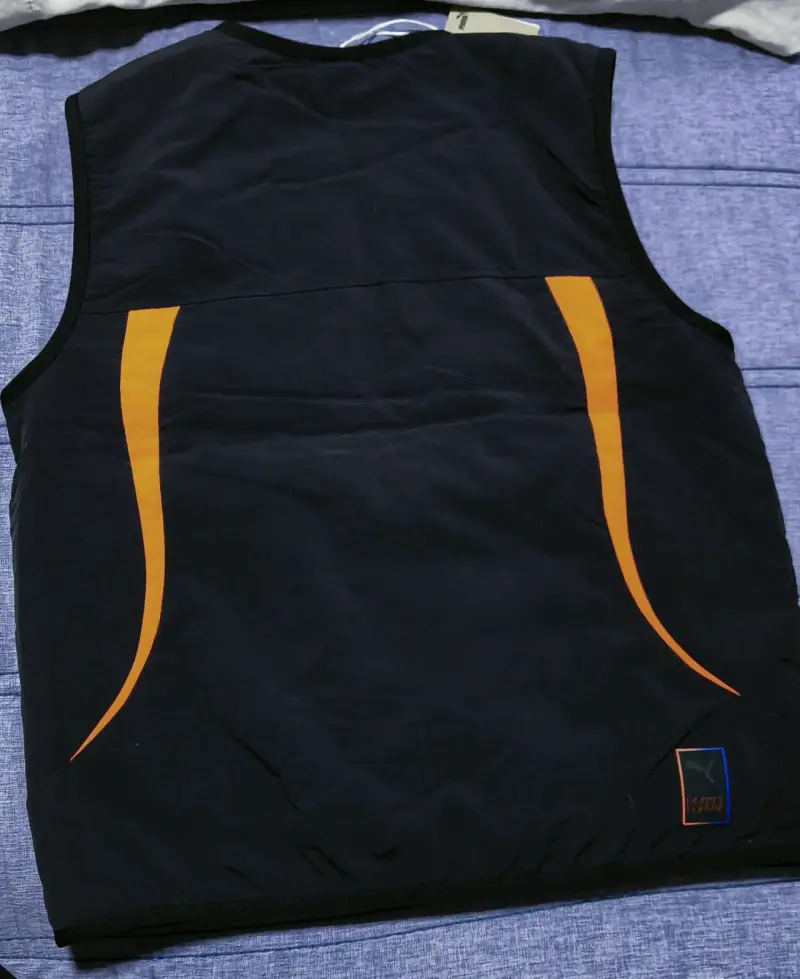 Chaqueta deportivo Puma negro y naranja - 2