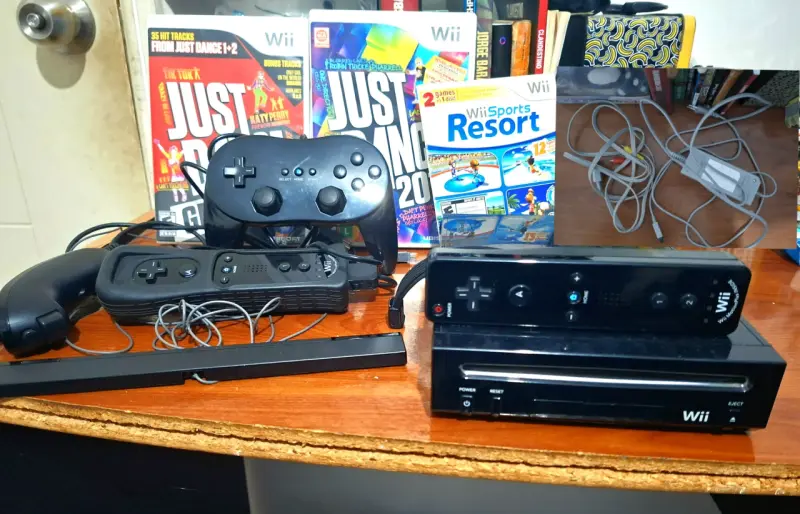Consola Nintendo Wii con juegos y accesorios - 1