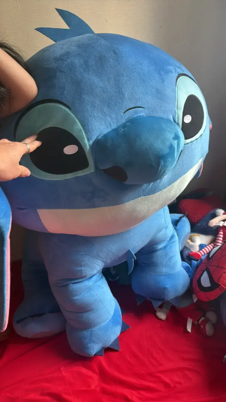 Peluche gigante azul de personaje animado Stich - 1