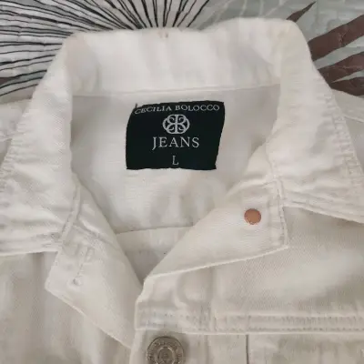 Chaqueta de mezclilla blanca para mujer - miniatura 2