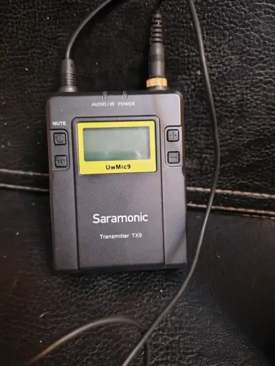 Sistema de micrófonos inalámbricos Saramonic UwMic9 - miniatura 2