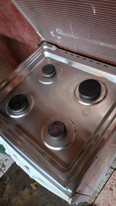 Cocina a gas con horno incorporado - miniatura 5