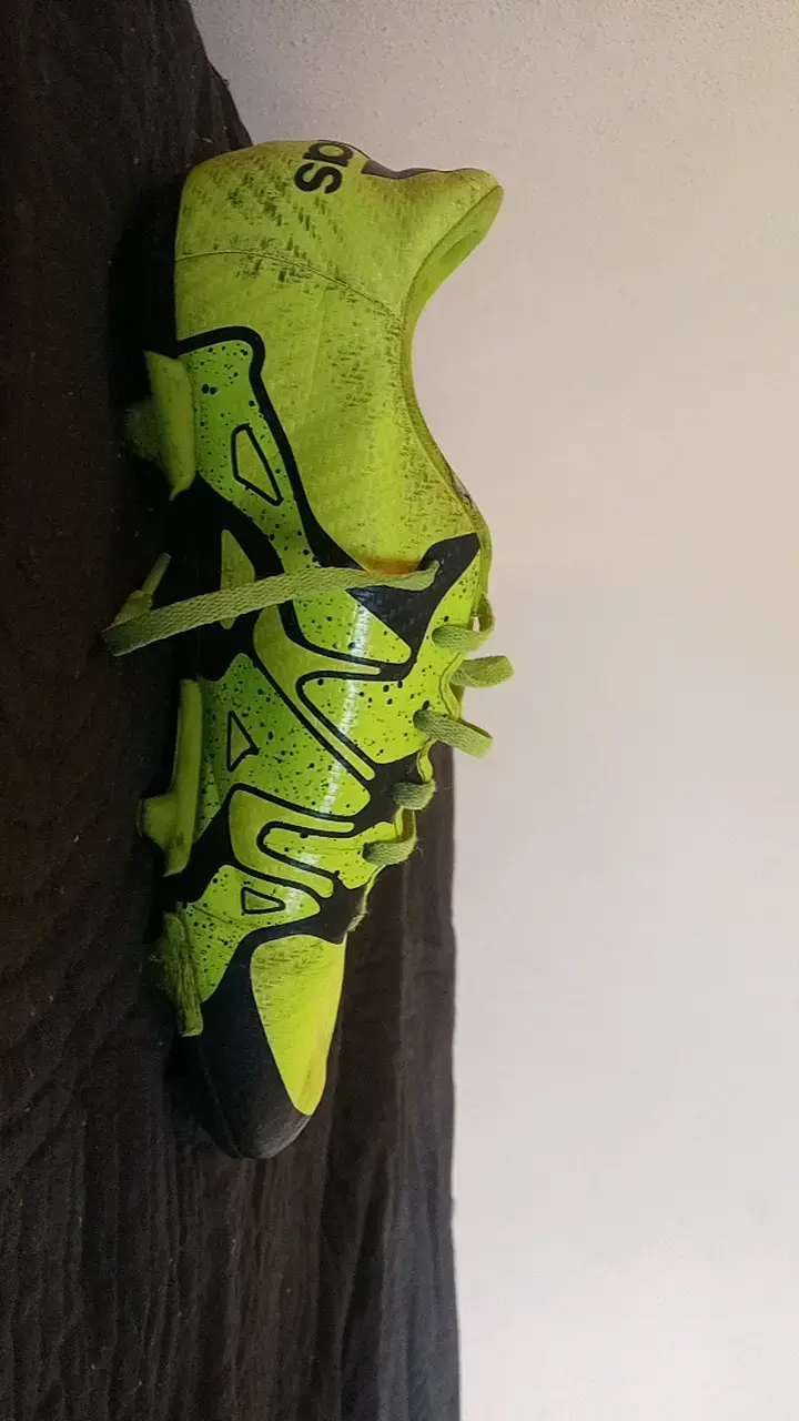 Botines de fútbol Adidas amarillos - 1