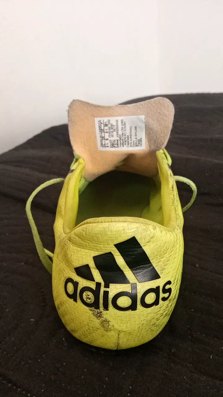 Botines de fútbol Adidas amarillos - 4