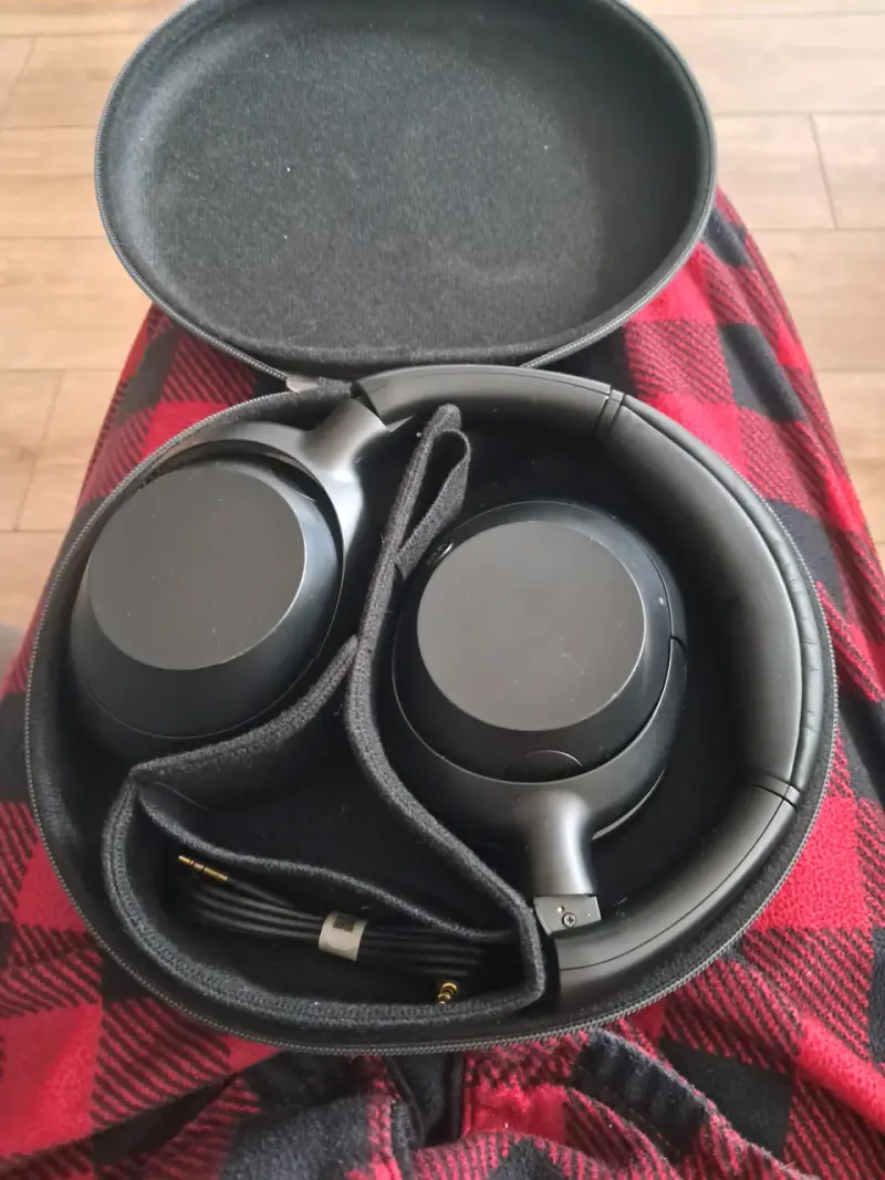 Auriculares inalámbricos con cancelación de ruido - 1