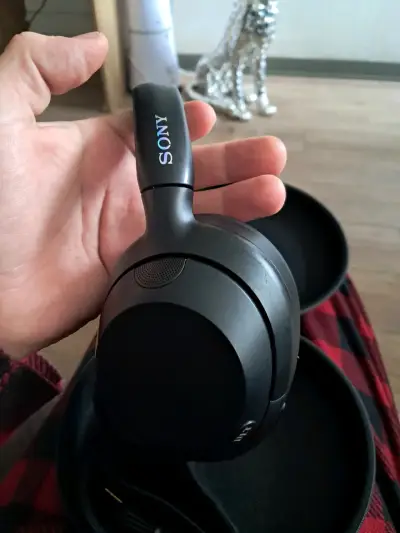 Auriculares inalámbricos con cancelación de ruido - miniatura 4
