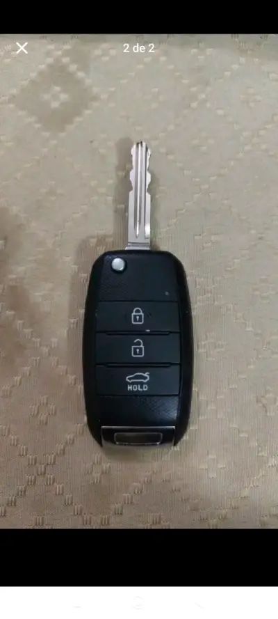 Llave con control remoto integrado para autos Kia - miniatura 2
