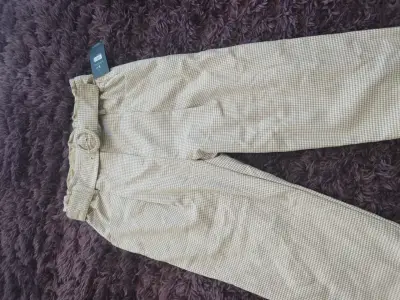 Pantalones de vestir a cuadros beige - miniatura 2