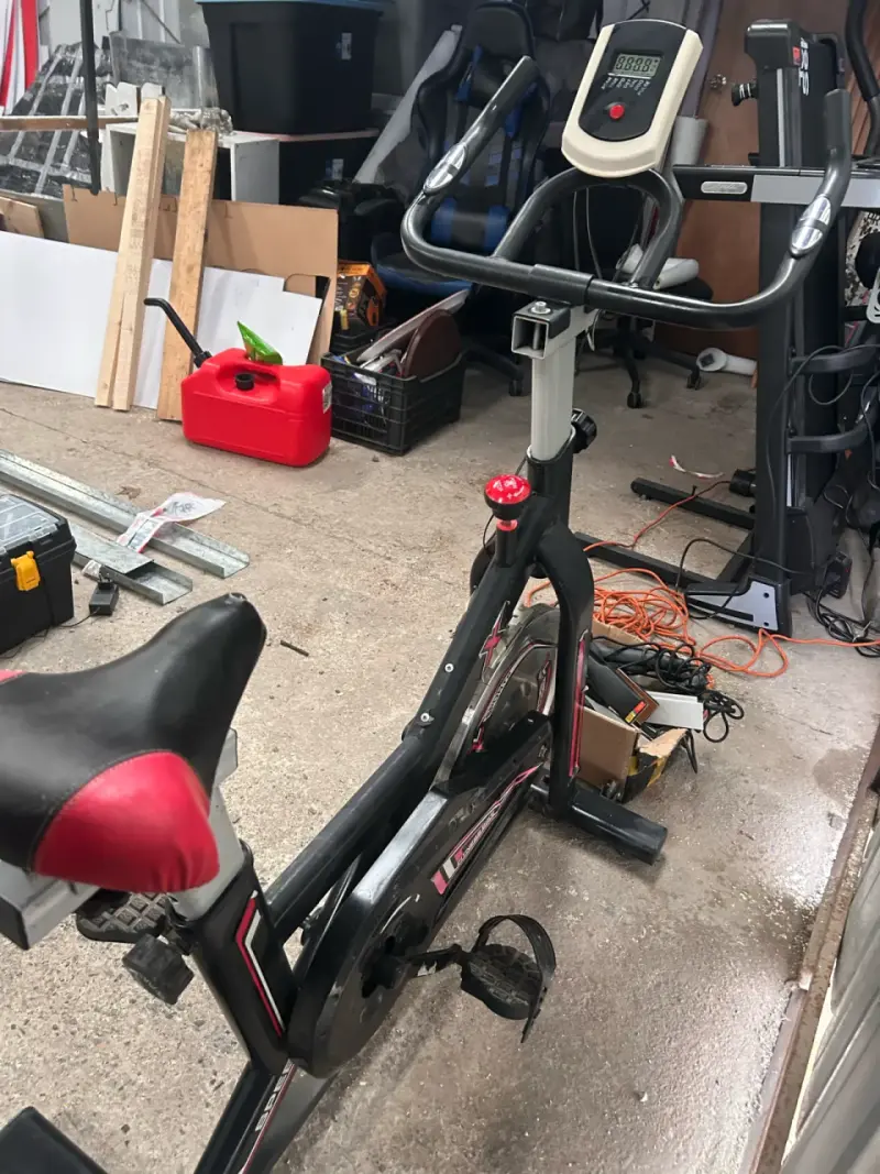 Bicicleta estática de ejercicio - 3