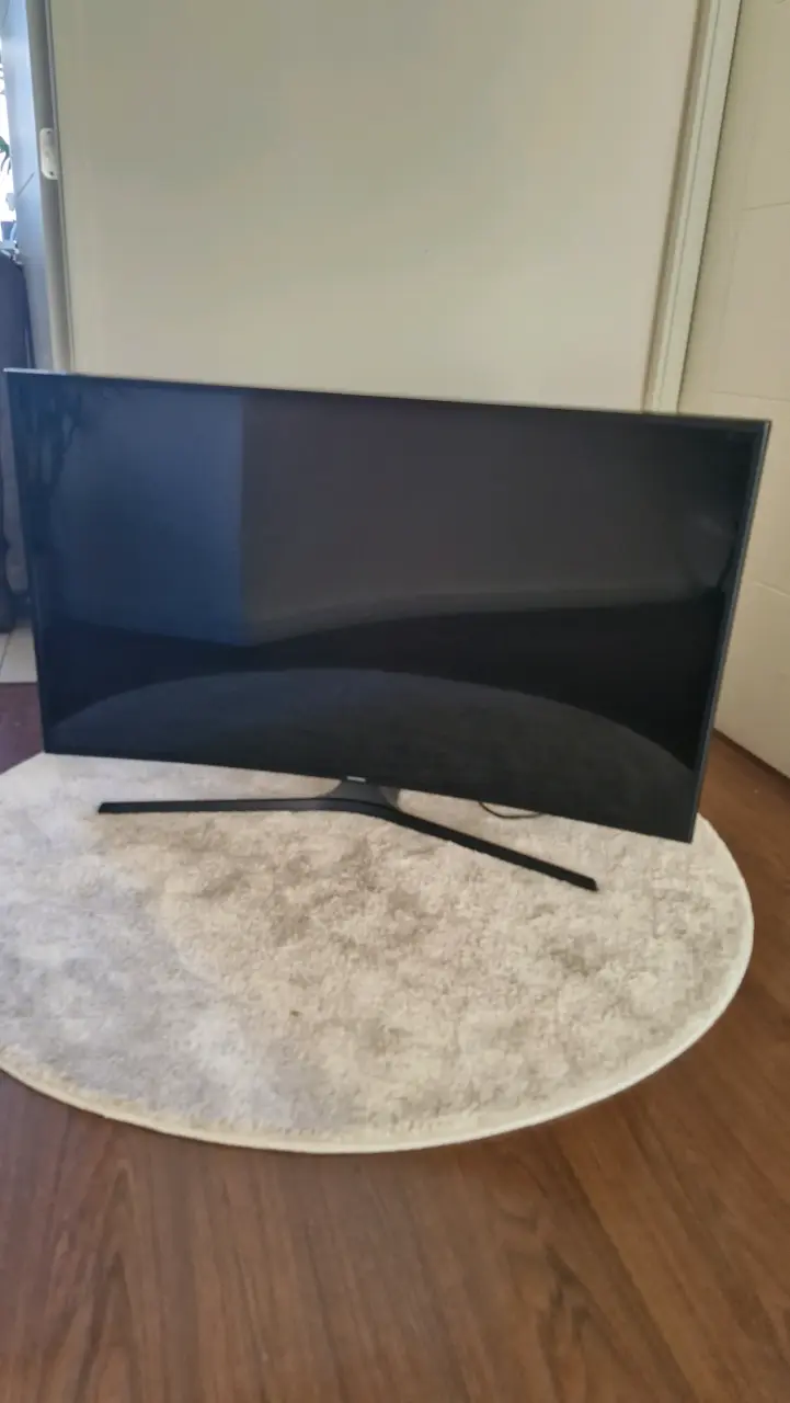 Televisor Samsung LED de 49 pulgadas - 1
