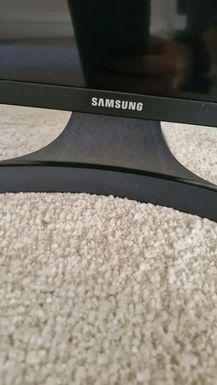 Televisor Samsung LED de 49 pulgadas - 2