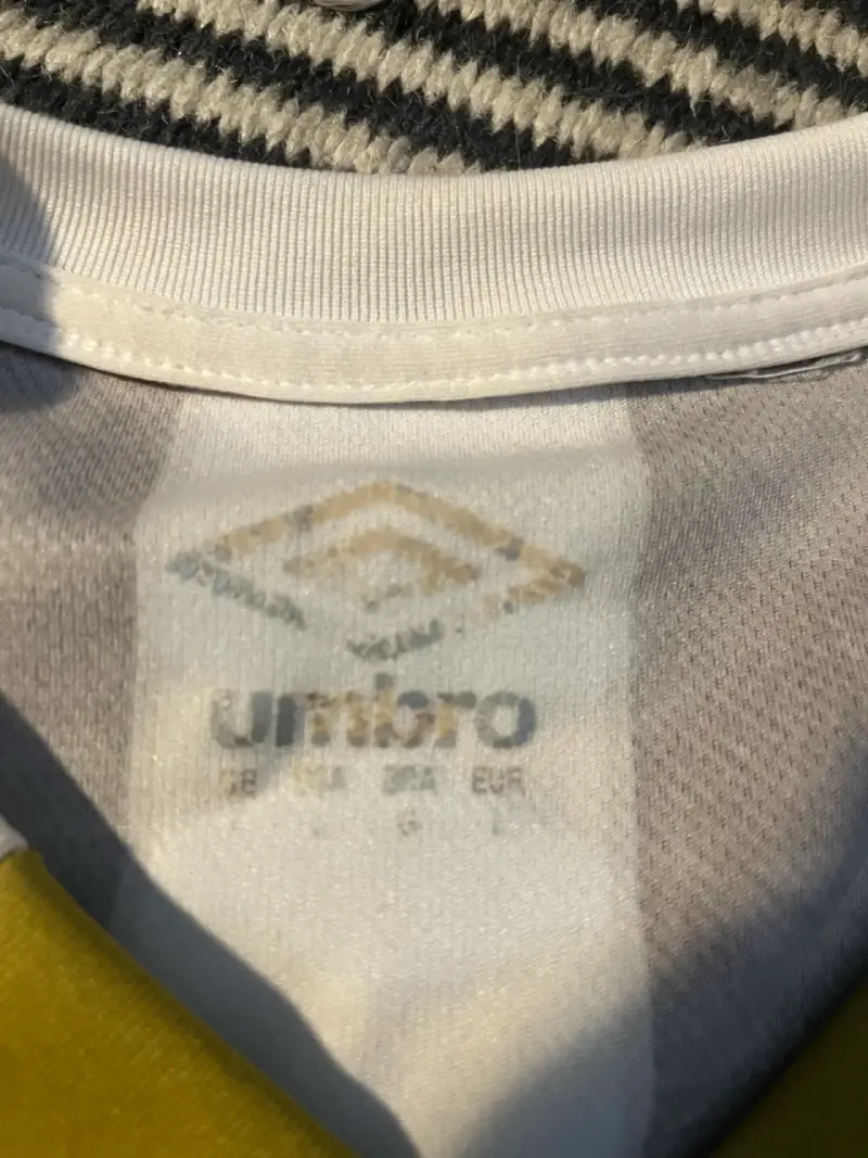 Camiseta Umbro Santos FC rayada - 3