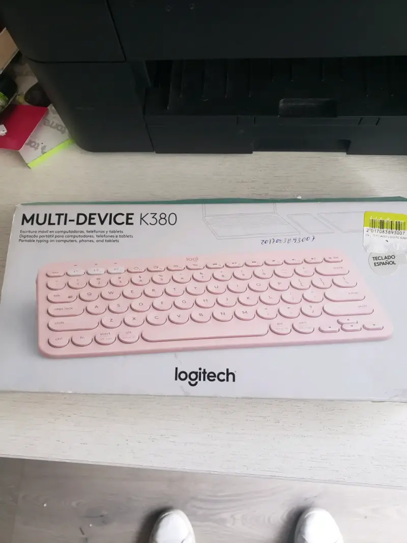 Teclado Logitech K380 Multi-Device Rosa - 1
