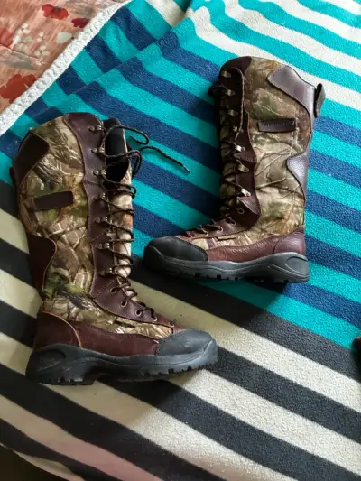 Botas camufladas impermeables - miniatura 1