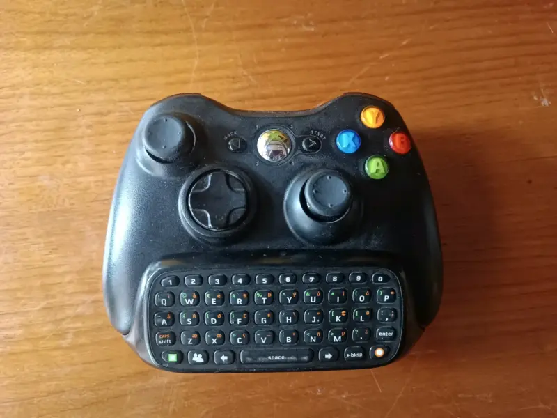 Xbox 360 Slim (Recién mantenida) - 3