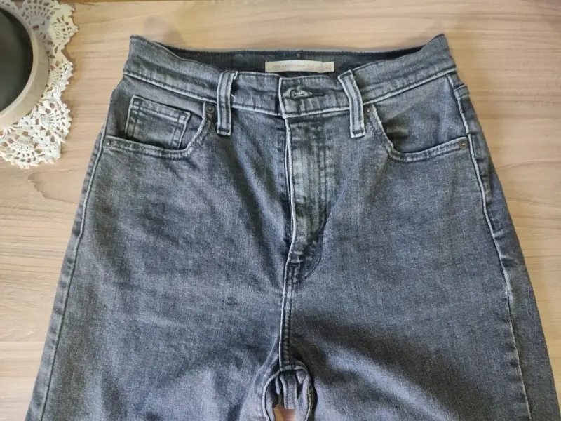 Jeans mom tiro alto talla 26 - 4
