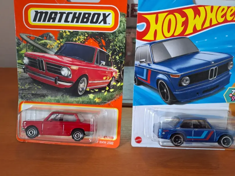 Set de autos Matchbox y Hot Wheels BMW - 2