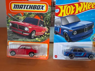 Set de autos Matchbox y Hot Wheels BMW - miniatura 2