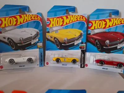 Set de autos Matchbox y Hot Wheels BMW - miniatura 3