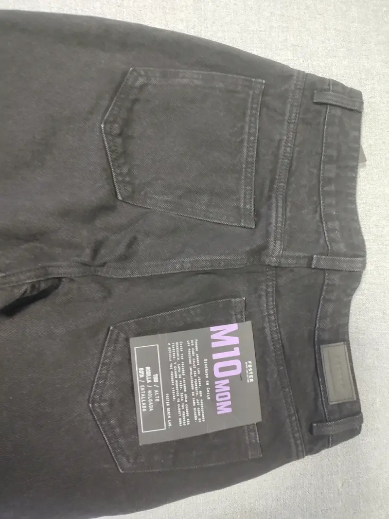 Jeans Mom negros, marca Foster - 2