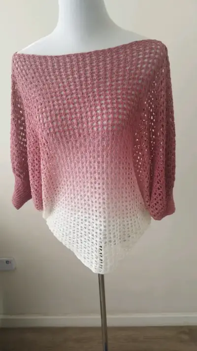 Suéter tejido degradado rosa y blanco - miniatura 1