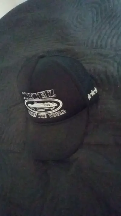 Gorra negra Corteiz con bordado - miniatura 5