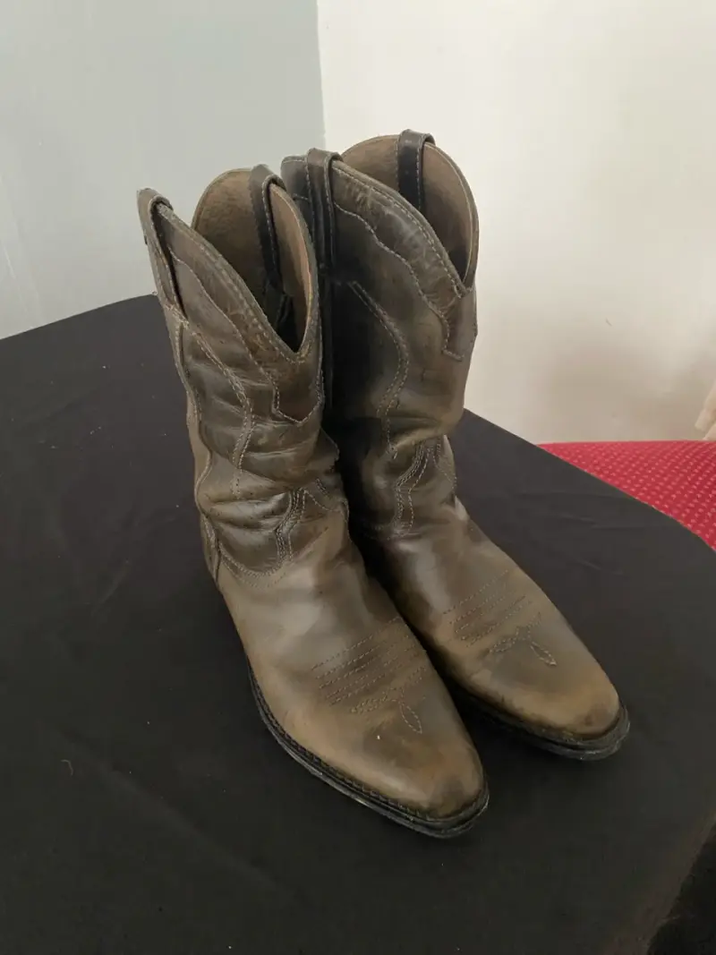 Botas vaqueras de cuero marrón en buen estado - 6