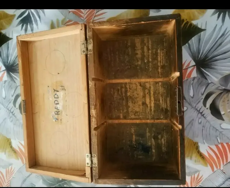 Caja de madera vintage para decoración - 2