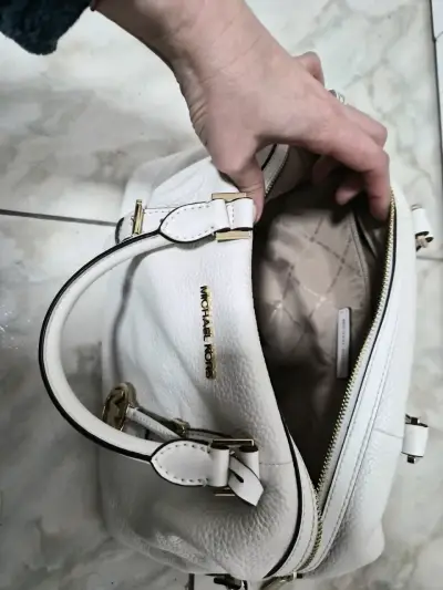 Bolso Michael Kors blanco de cuero - miniatura 4