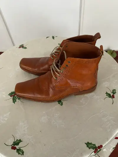 Botines de cuero marrón para hombre - miniatura 1