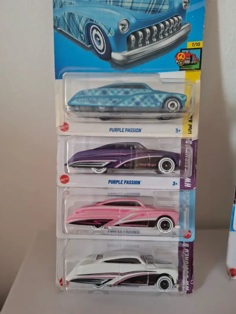 Set Hot Wheels Hirohata Merc, Purple y Merc - 3