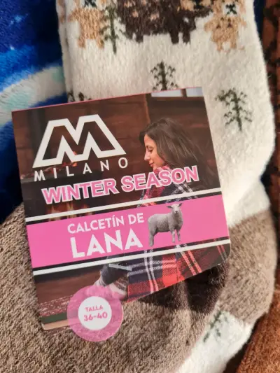 Calcetines de lana con diseño de osos - miniatura 2
