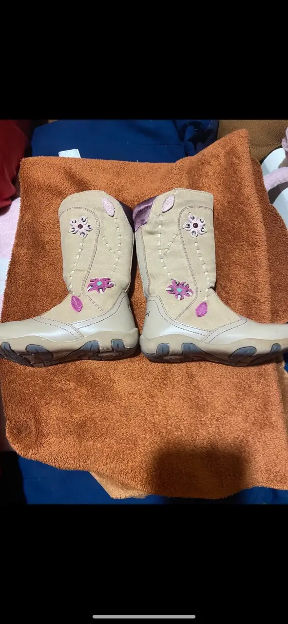 Botas beige con bordado floral para mujer - 3