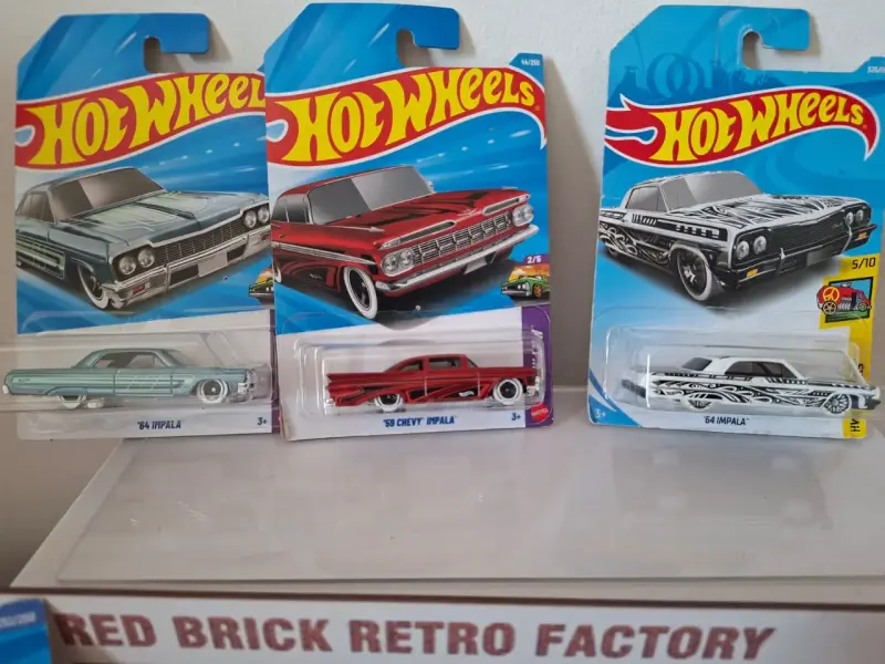Set de autos Hot Wheels Chevy Impala - 1