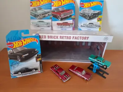 Set de autos Hot Wheels Chevy Impala - miniatura 2