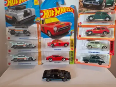 Colección de autos Hot Wheels Ingleses - miniatura 2