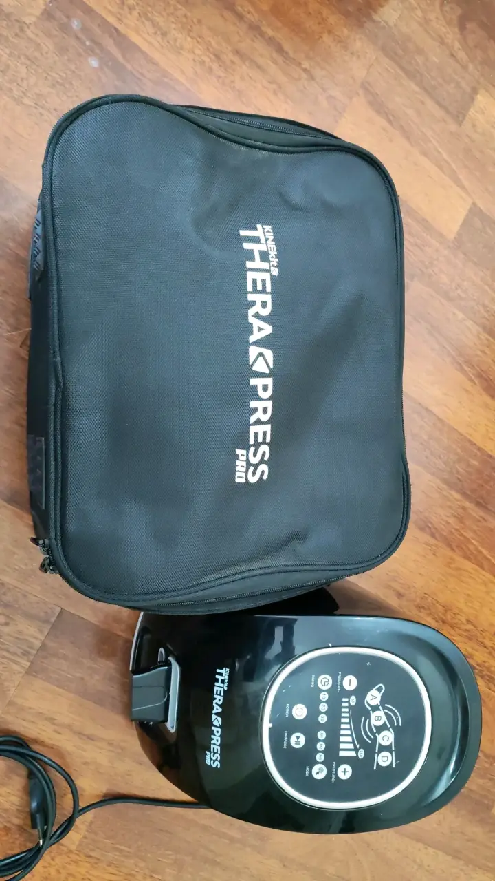 Máquina de presoterapia Kinekit TheraPress Pro - 4