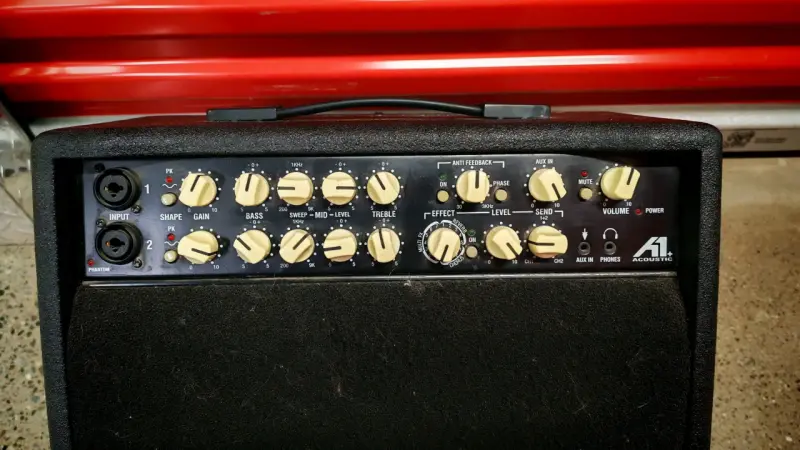 Amplificador Laney acústico compacto - 2