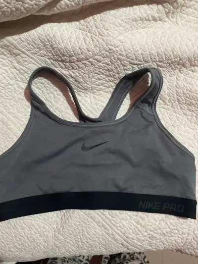 Top deportivo Nike Pro gris - miniatura 5