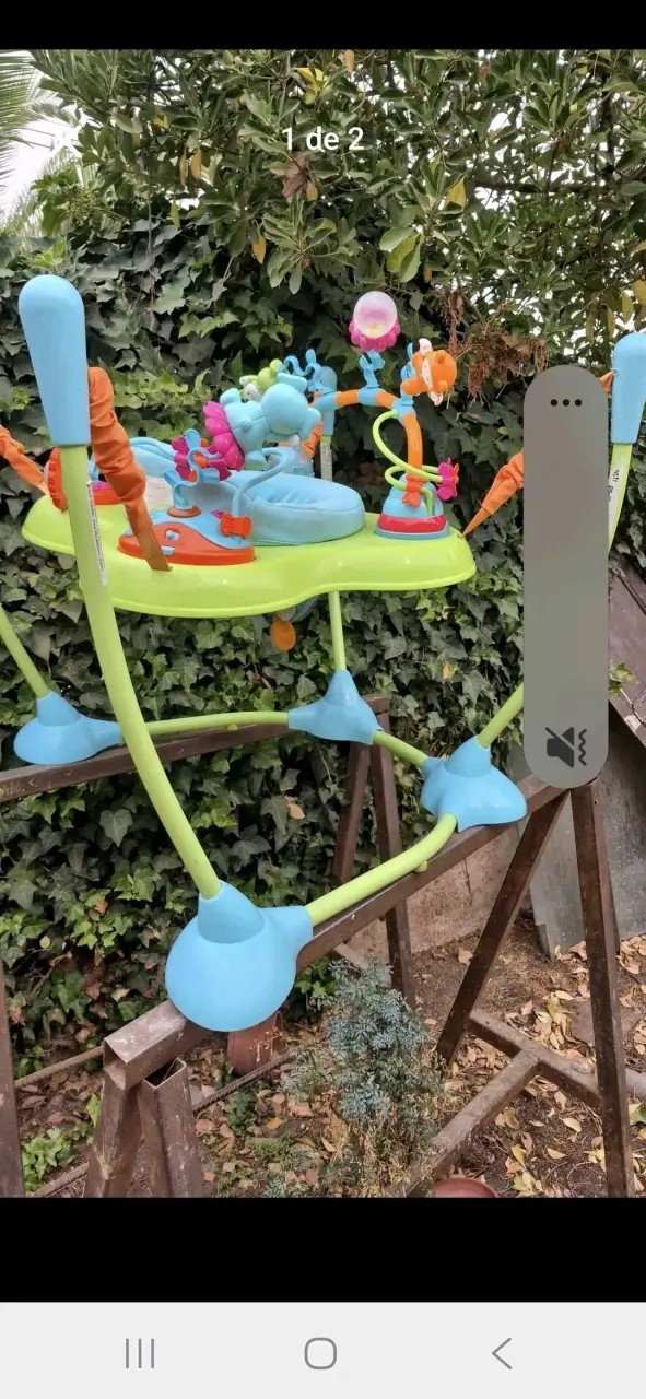 Centro de actividades para bebé colorido