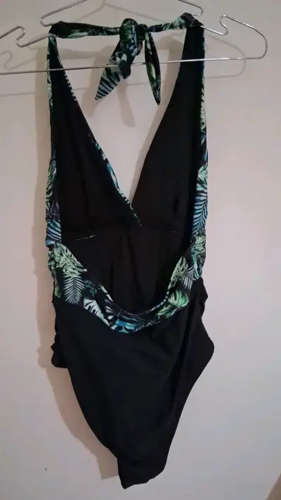 Traje de baño entero con estampado tropical - miniatura 2