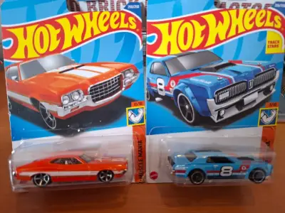 Set de autos Hot Wheels Muscle Mania - miniatura 3