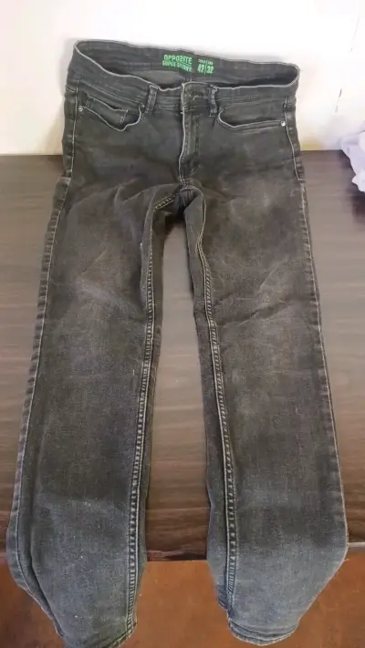 Jeans super skinny Opposite negros - miniatura 1