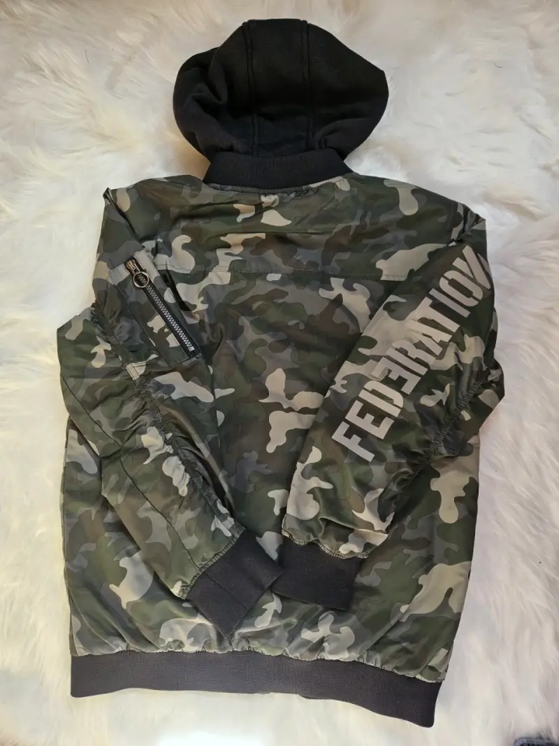 Chaqueta camuflada con capucha Federation - 2