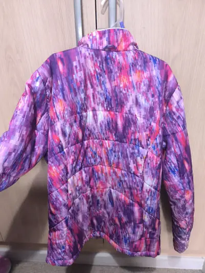 Chaqueta acolchada multicolor para niña - miniatura 3