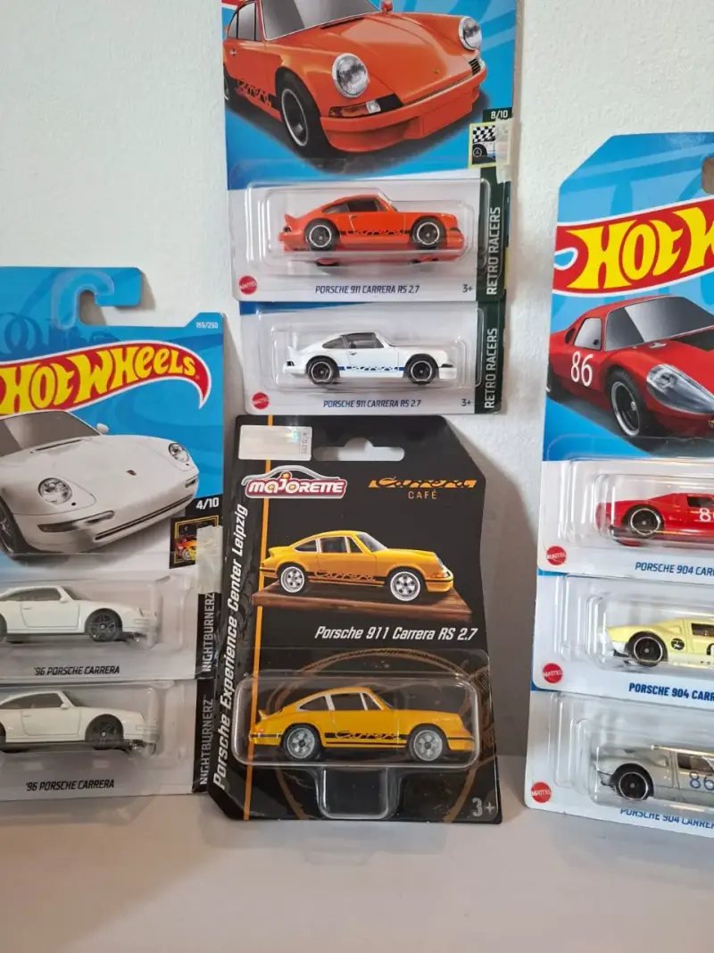 Set de autos Hot Wheels Porsche ESPECIALES - 1
