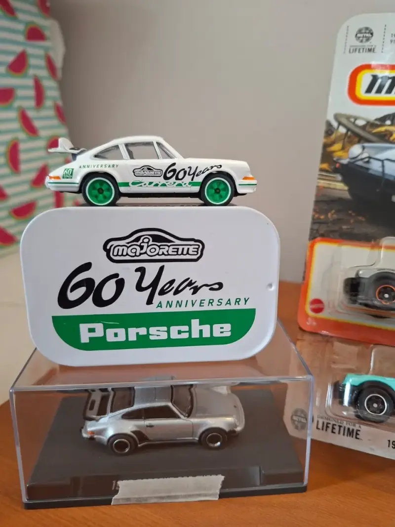 Set de autos Hot Wheels Porsche ESPECIALES - 4