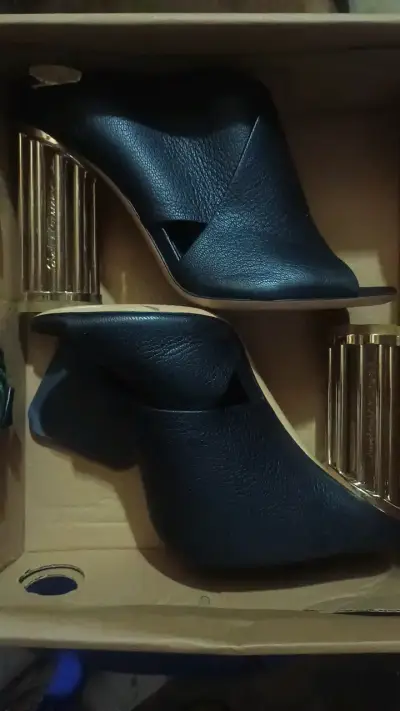 Hermosos tacones exclusivos - miniatura 1