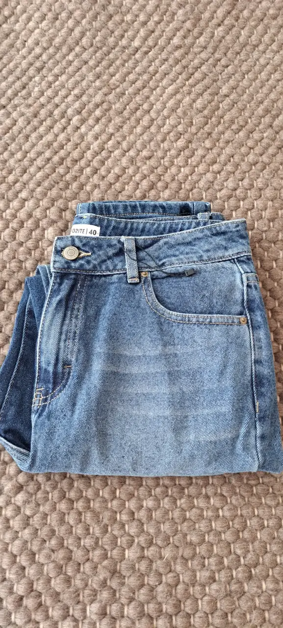 Jeans de mezclilla azul talla 40 - 1